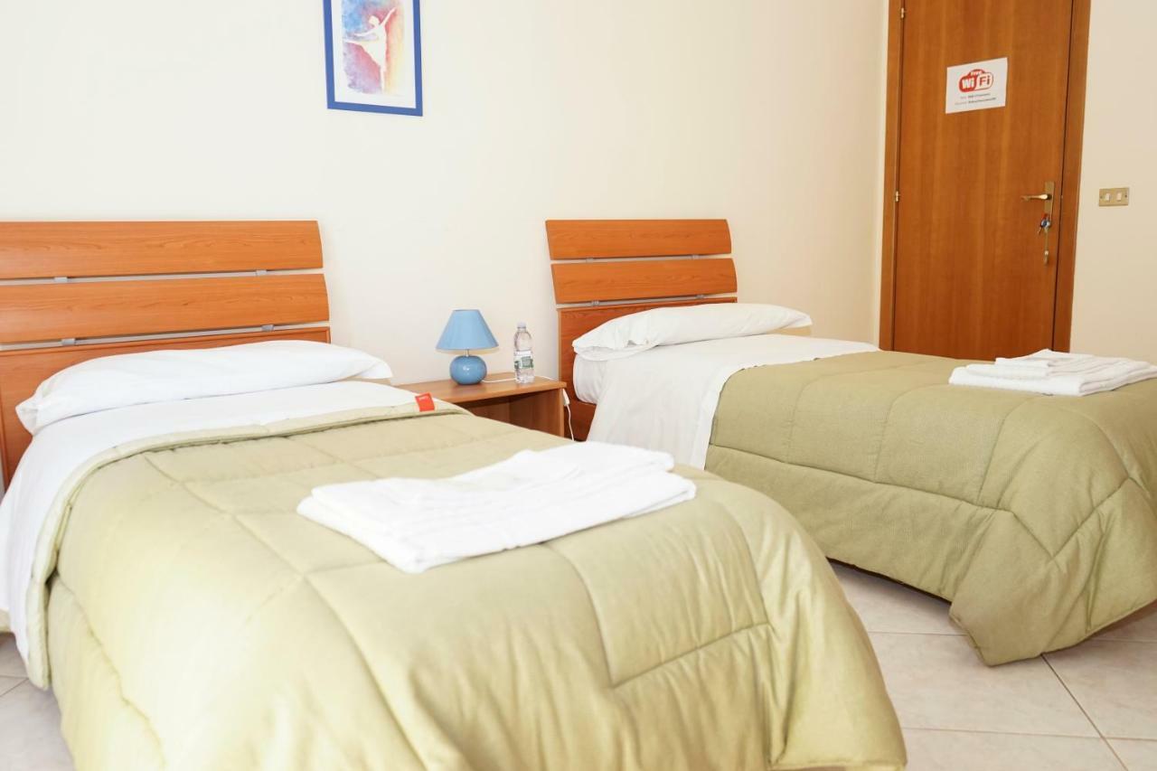 B&B San Francesco Nicosia Buitenkant foto